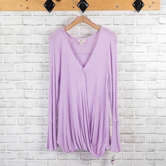 Style & Co Women's Purple Blouse. Size L Pre Owned - Picture 2 of 6